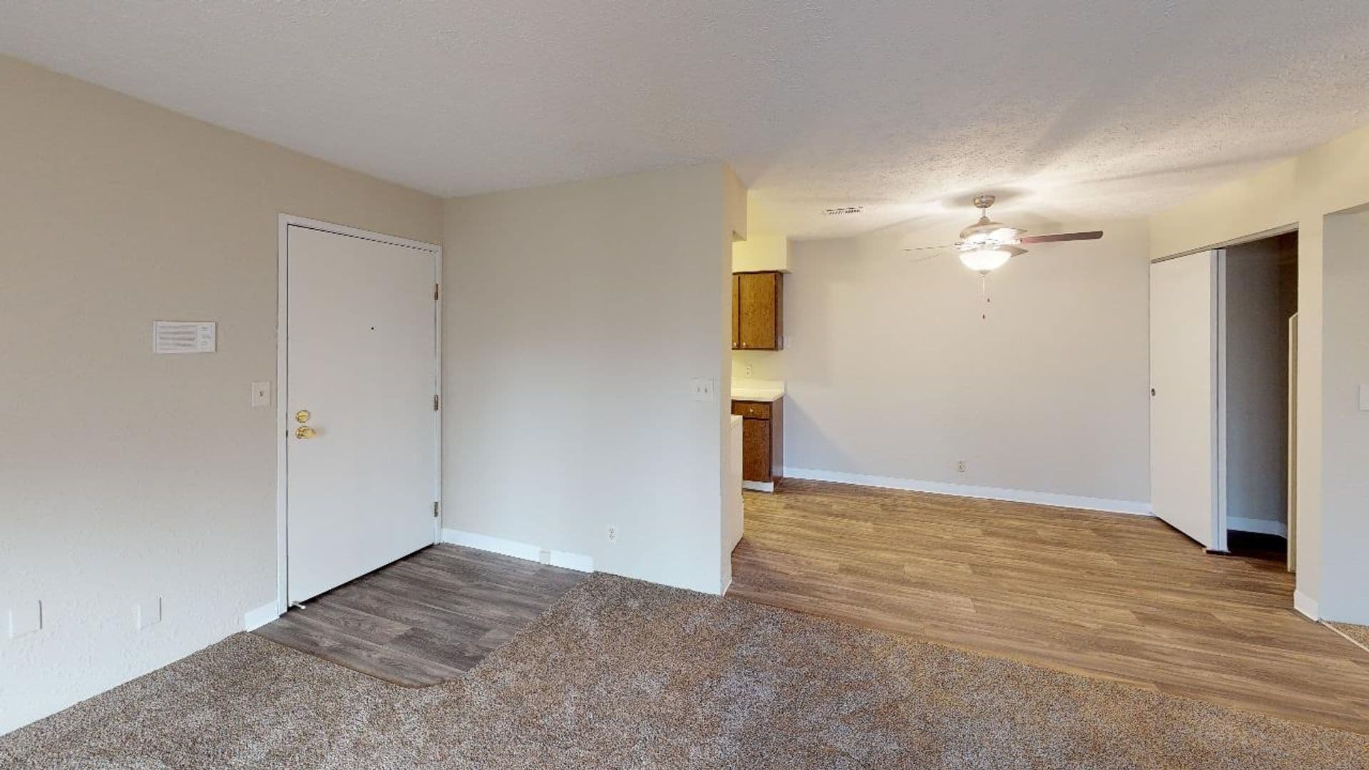 Jackson Apartment: 3021 N Pointe Dr