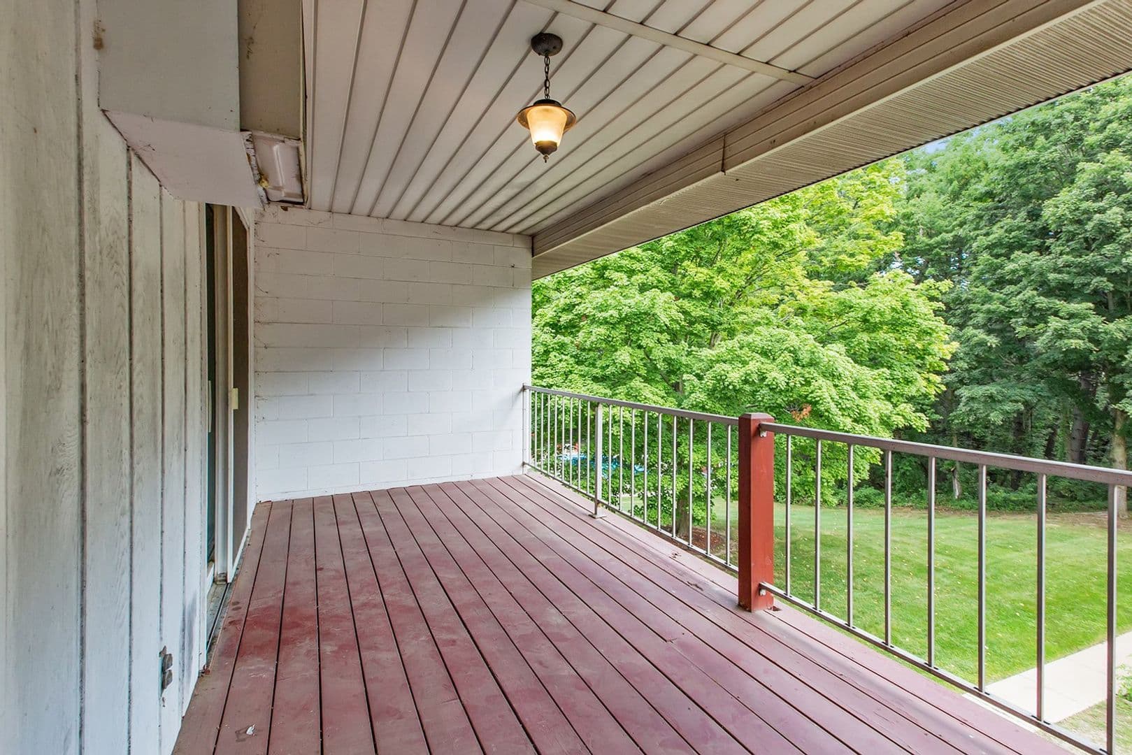 Battle Creek Apartment: 612 Garrison Road