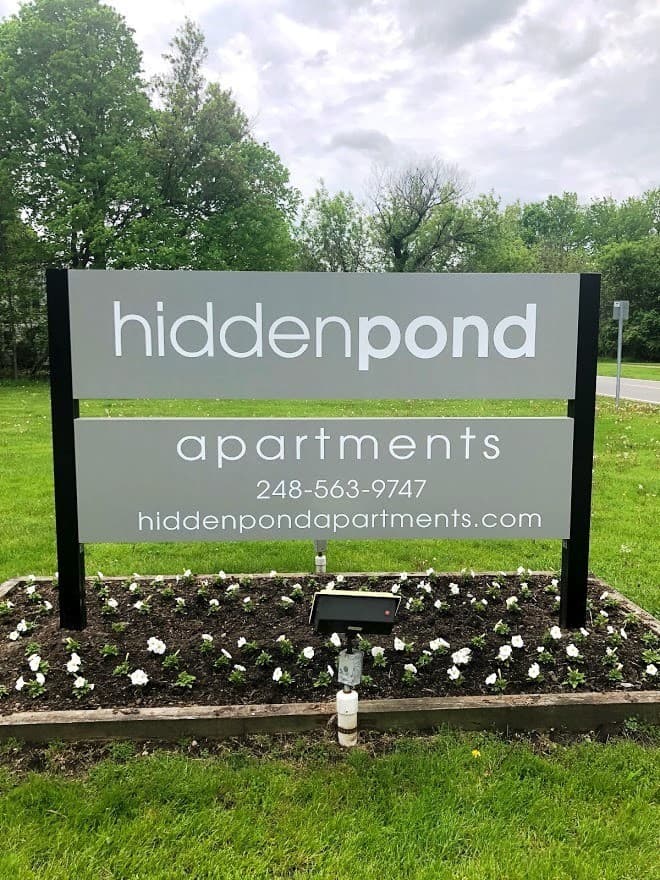 Oxford Apartment: 525-535 Pontiac St