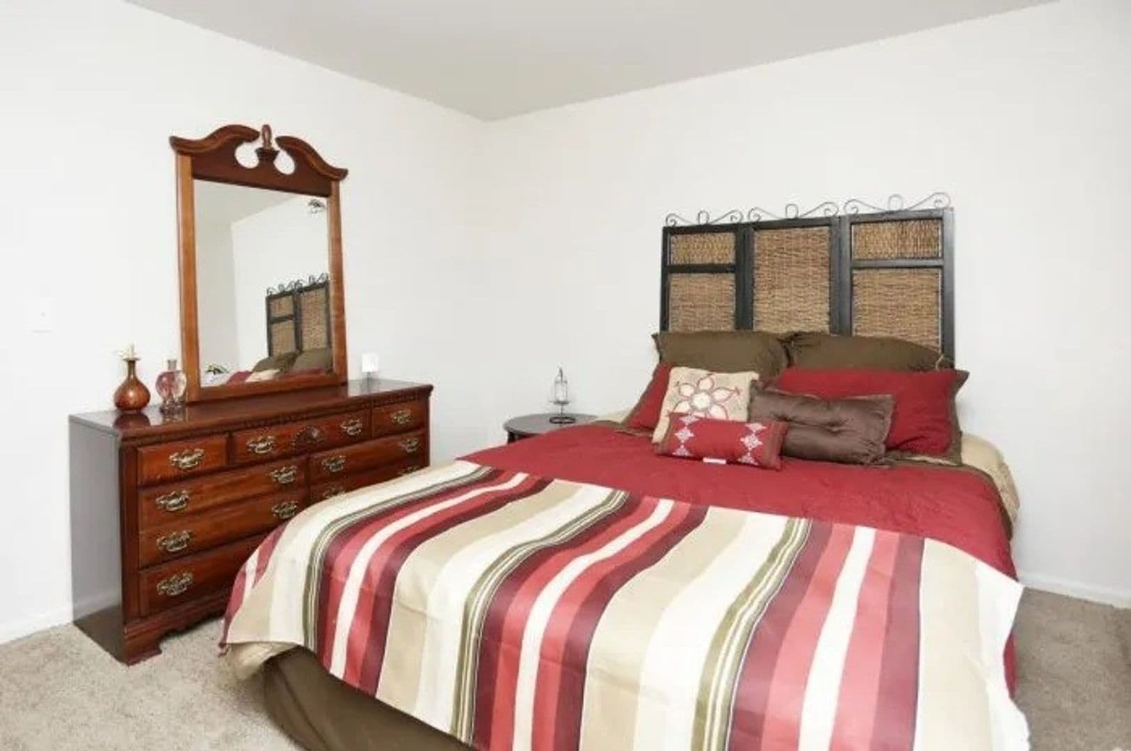 Kalamazoo Apartment: 320 S Drake Rd