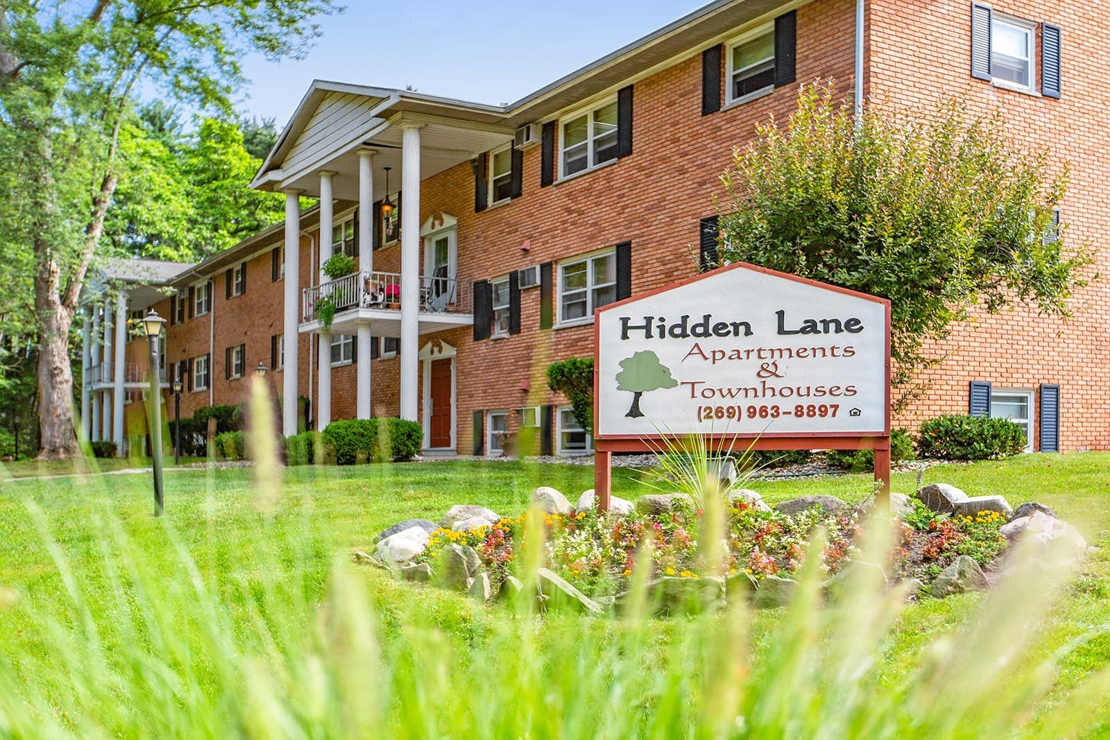 Battle Creek Apartment: 612 Garrison Road