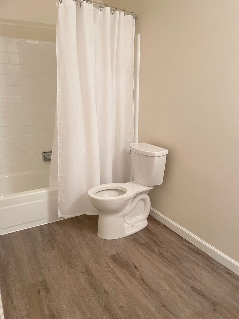 Warren Apartment: 14071 Stephen Rd