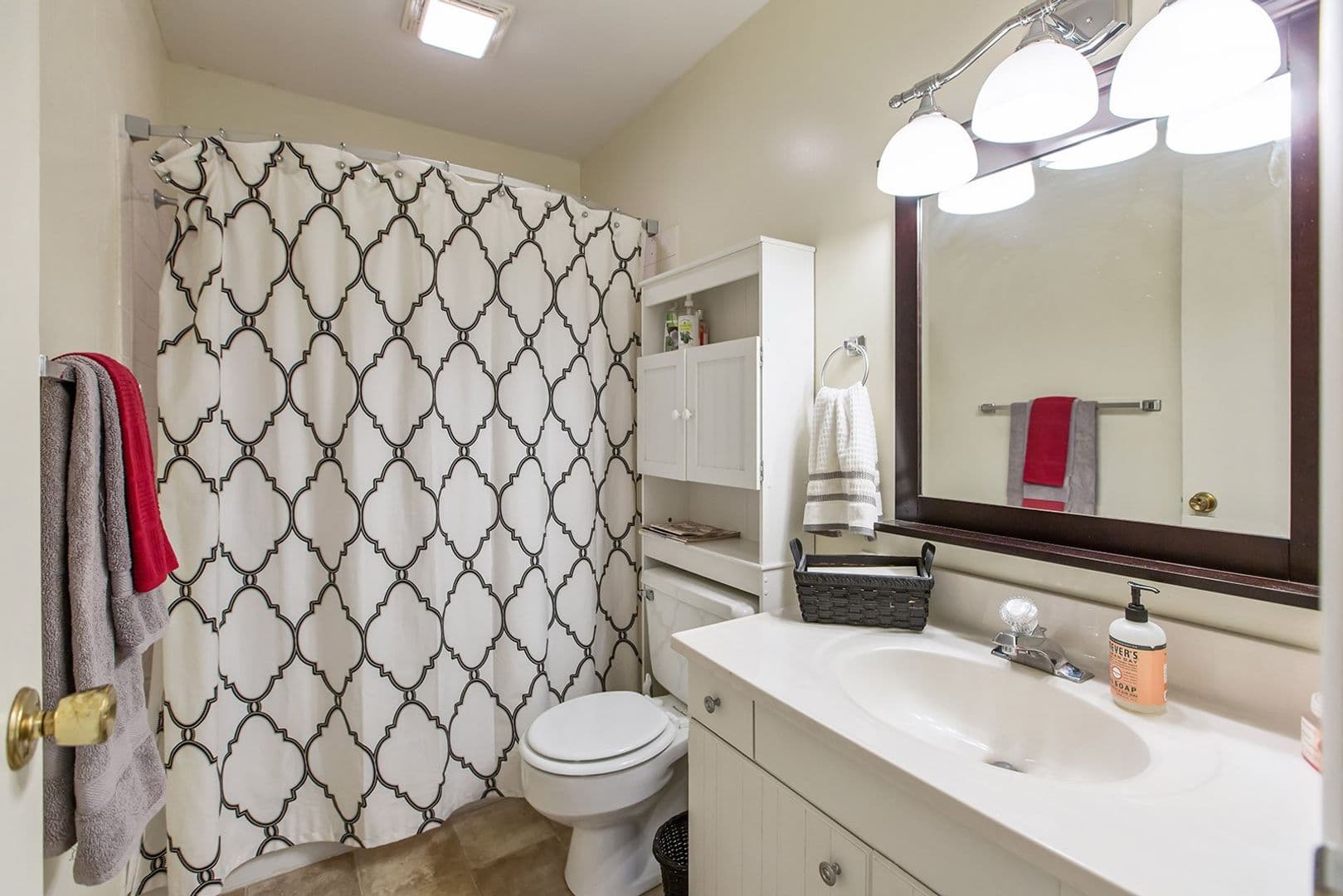 Battle Creek Apartment: 612 Garrison Road