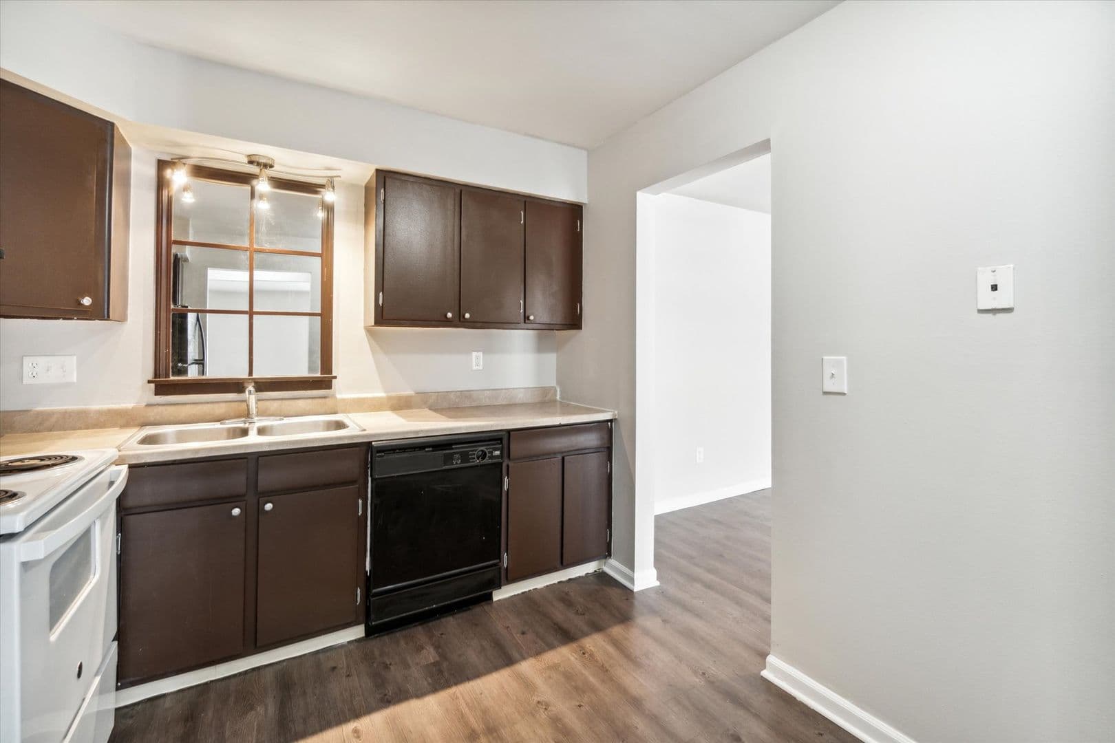 Kalamazoo Apartment: 320 S Drake Rd