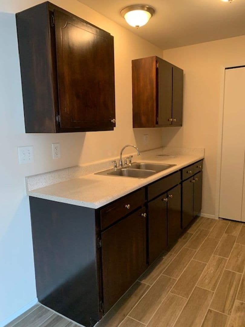 Warren Apartment: 14071 Stephen Rd