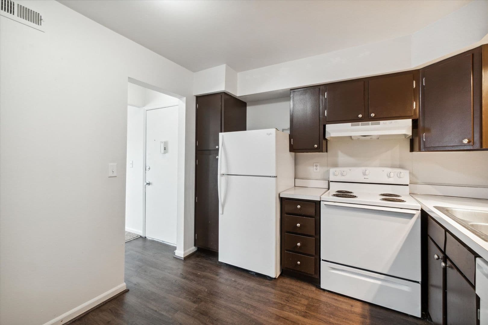 Kalamazoo Apartment: 320 S Drake Rd