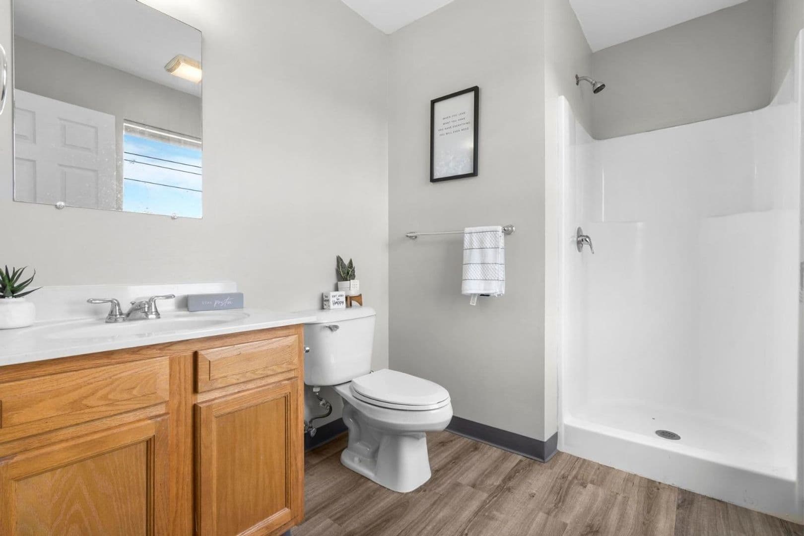 Hamden Townhome: 190 Pine Rock Ave