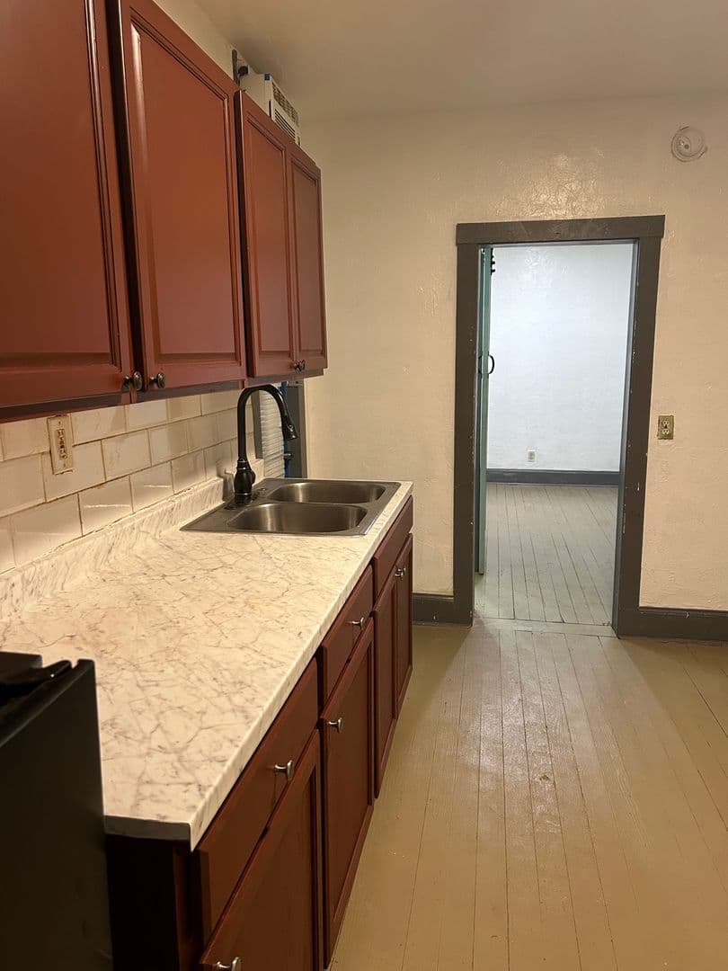 Nokomis Apartment: 401 Colonia Ln, E.