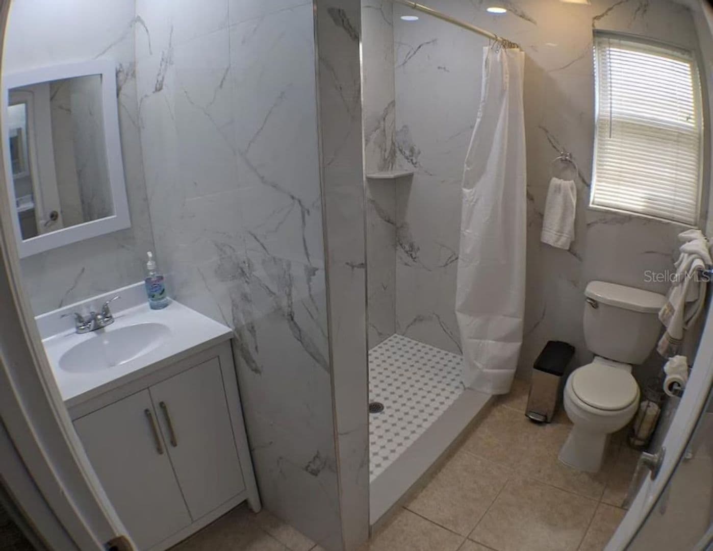 Sarasota Apartment: 3217 McIntosh Rd