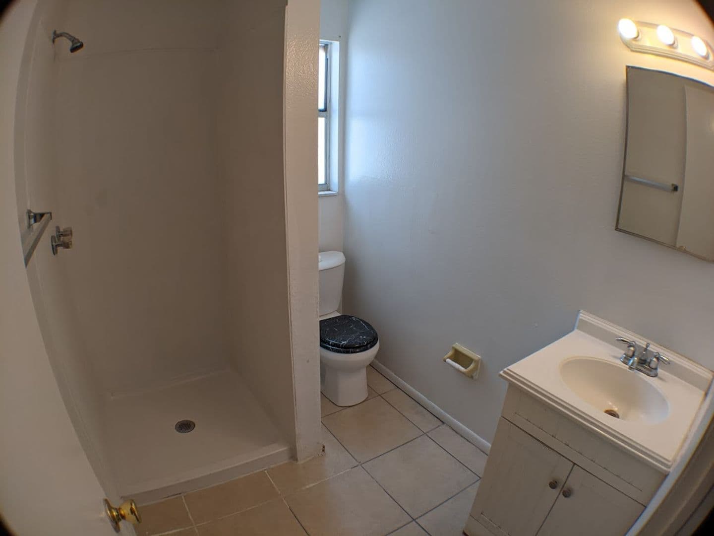 Bradenton Multiplex: 3259 51st Ave, Dr, W.
