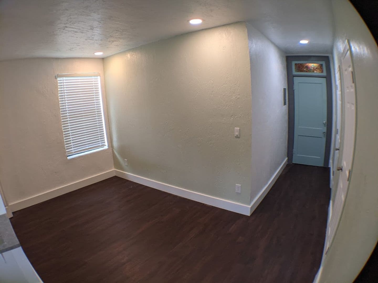 Nokomis Apartment: 401 Colonia Ln, E.