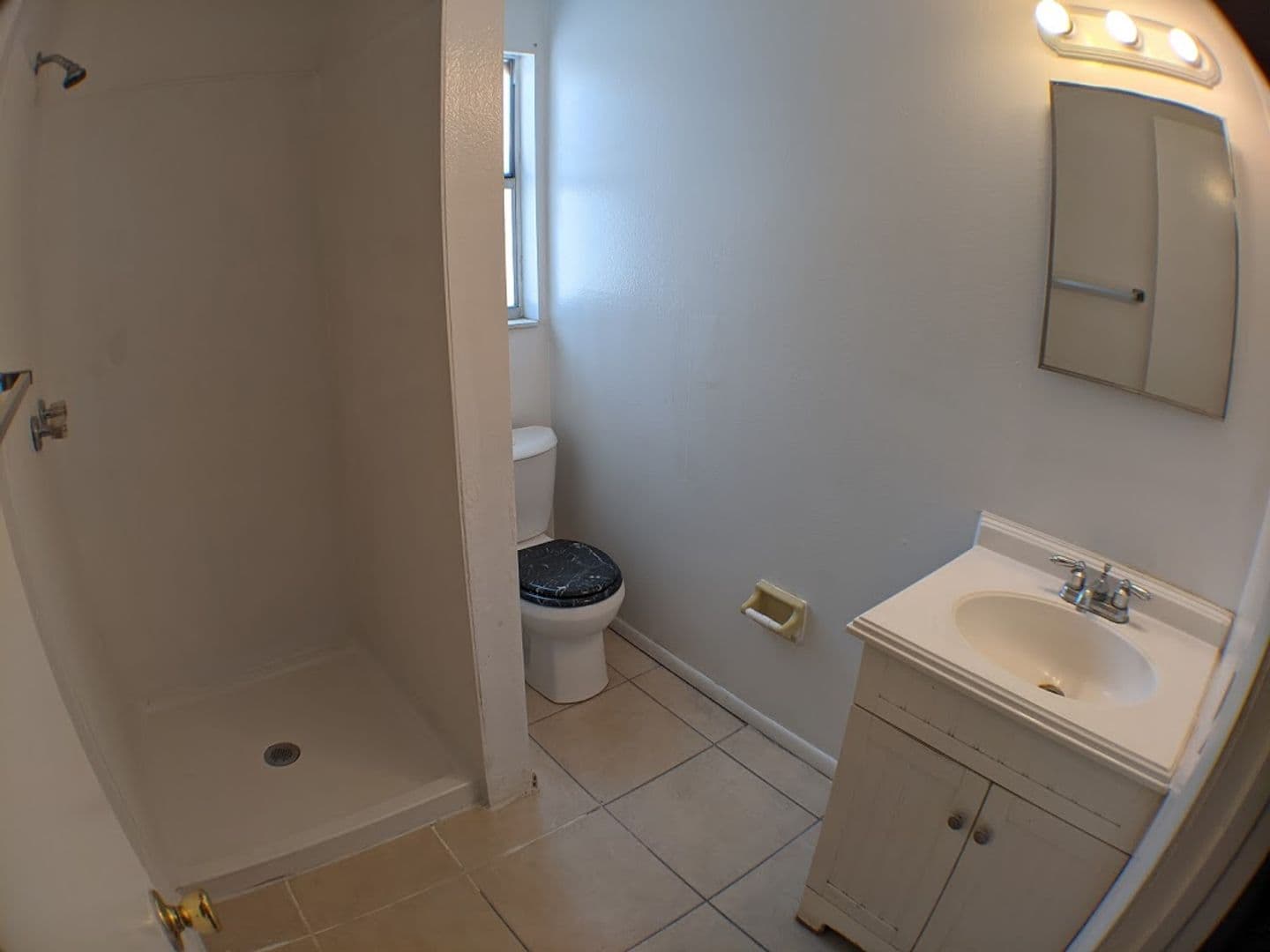 Bradenton Multiplex: 3259 51st Ave, Dr, W.