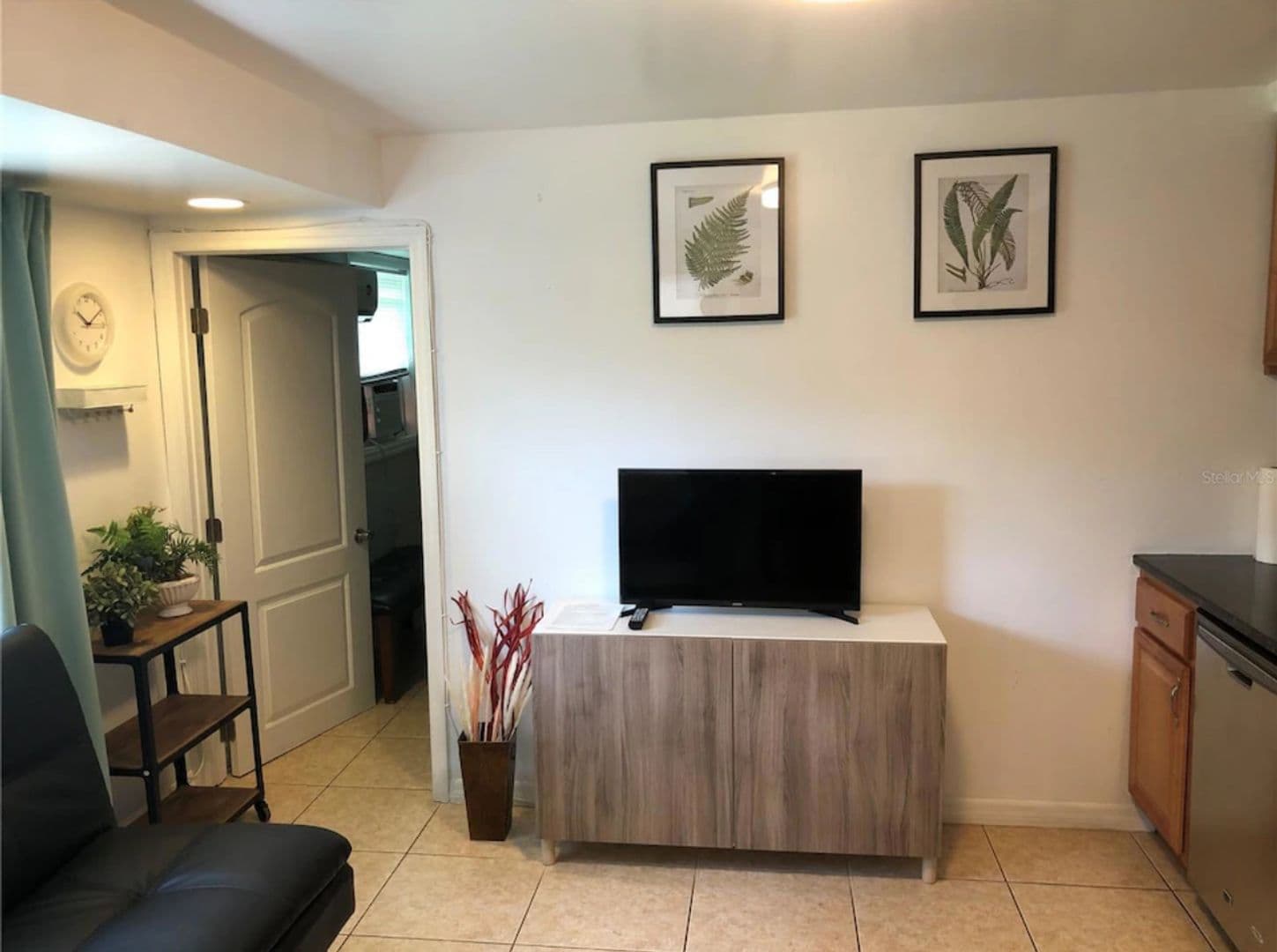 Sarasota Apartment: 3217 McIntosh Rd