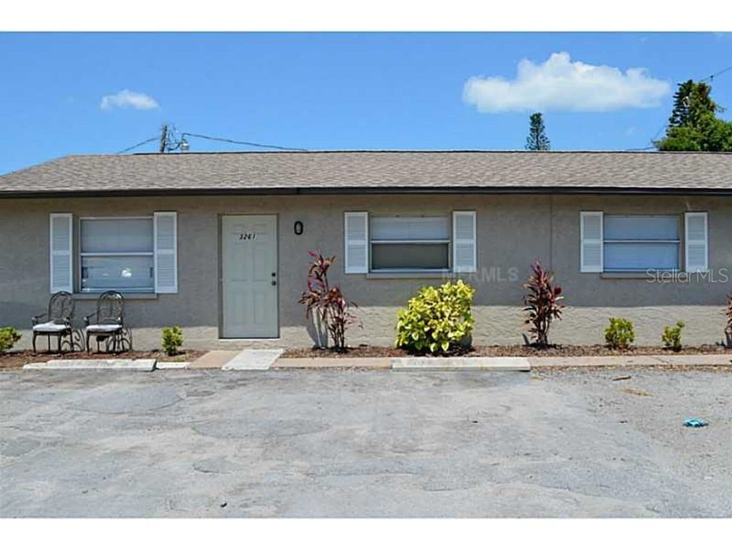 Bradenton Multiplex: 3259 51st Ave, Dr, W.