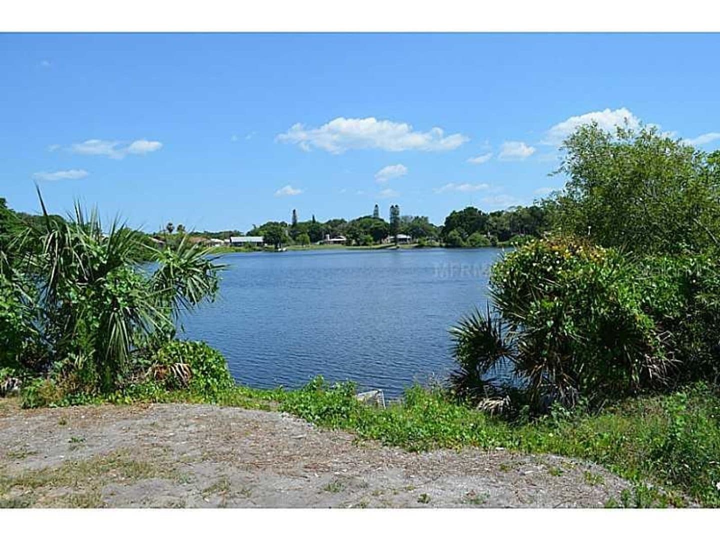 Bradenton Multiplex: 3259 51st Ave, Dr, W.