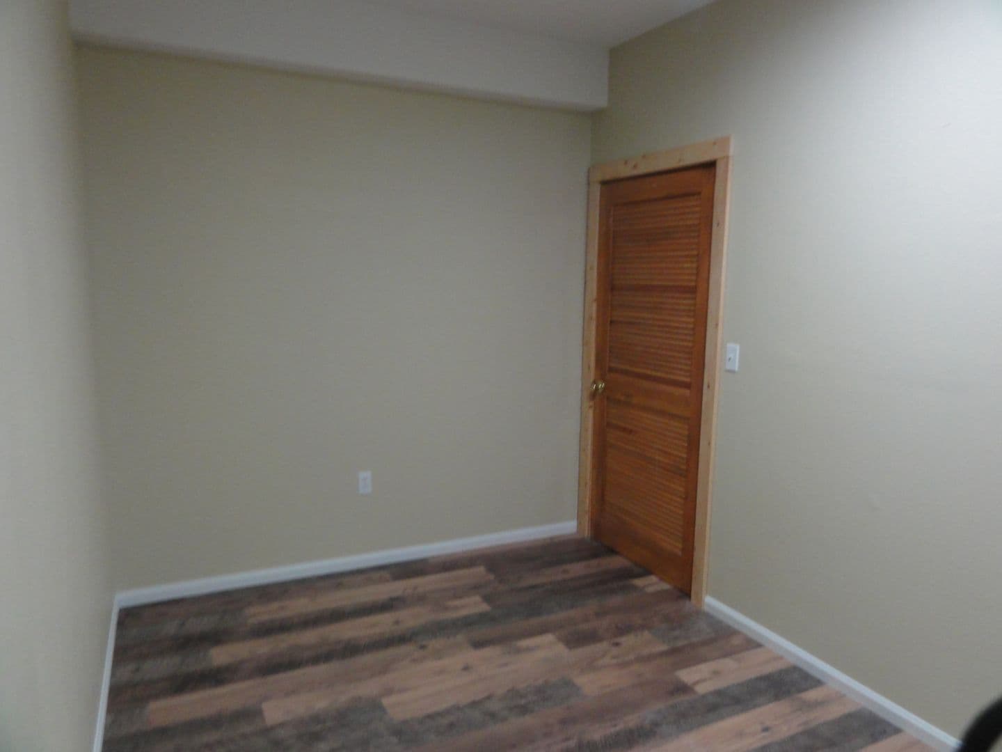 Conifer House: 30856 Kings Valley Way