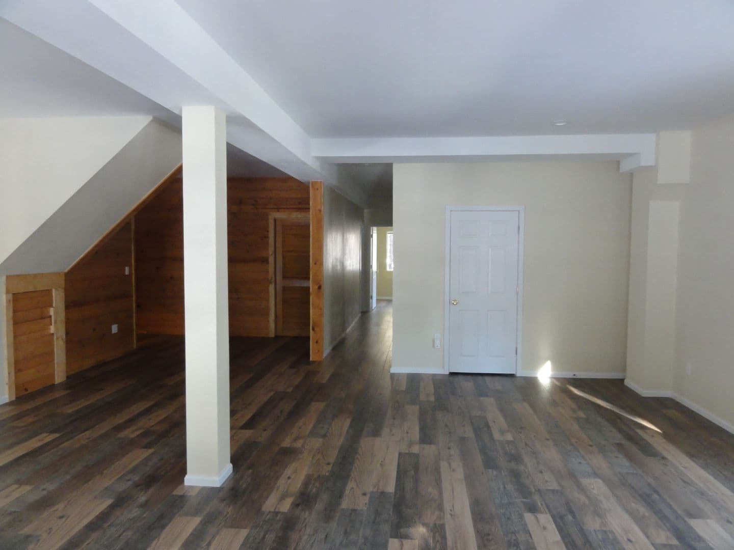 Conifer House: 30856 Kings Valley Way