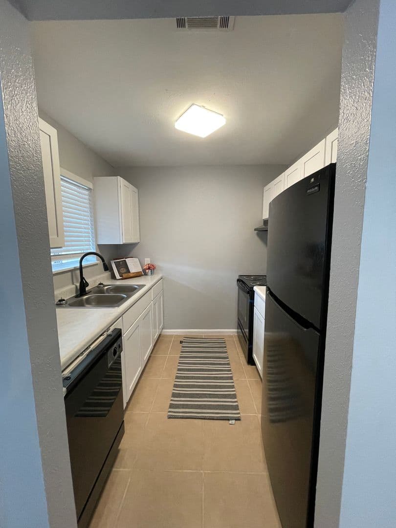 Tallahassee Apartment: 1380 Ocala Rd