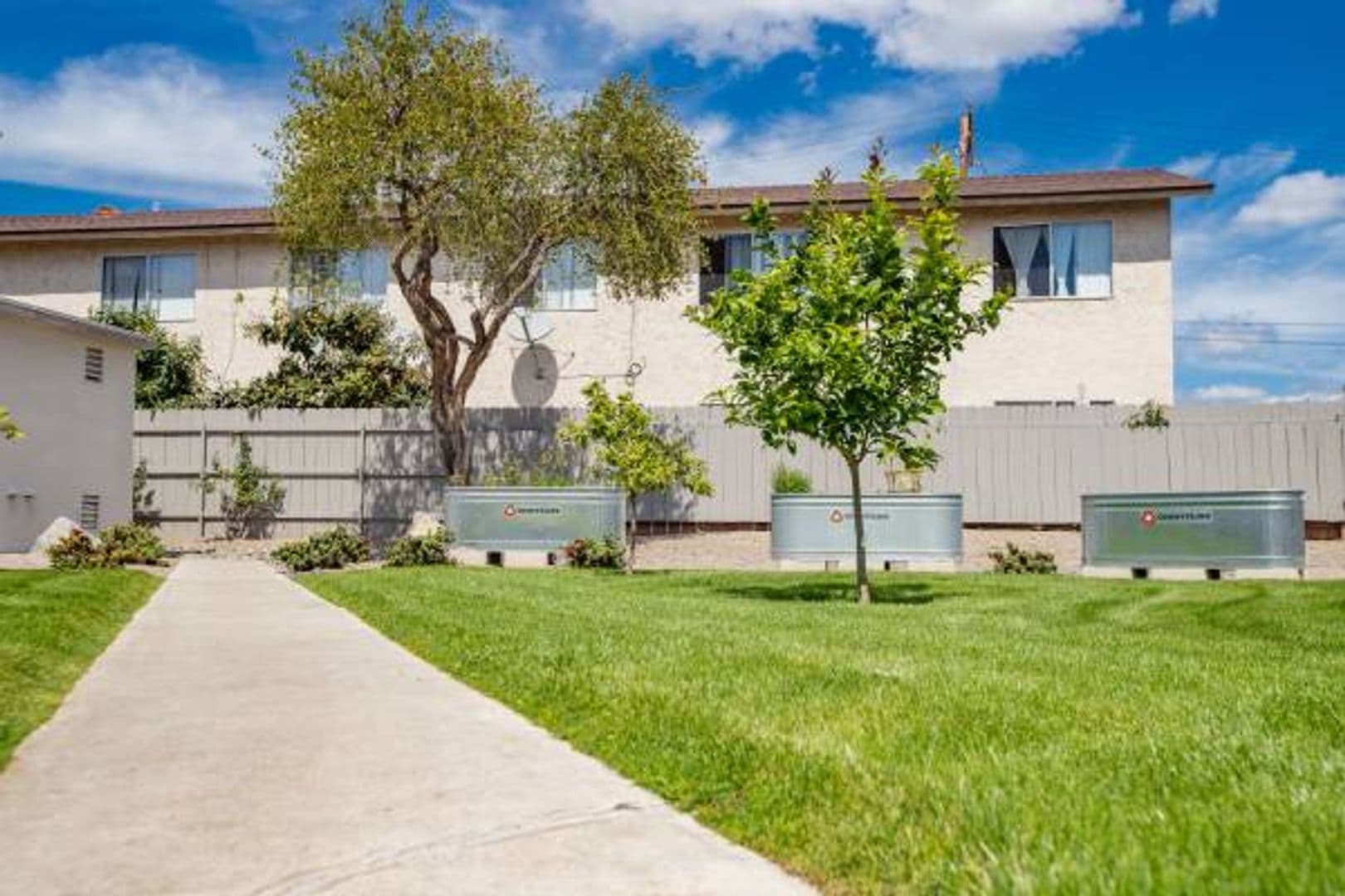 El Cajon Apartment: 633 S Johnson Ave