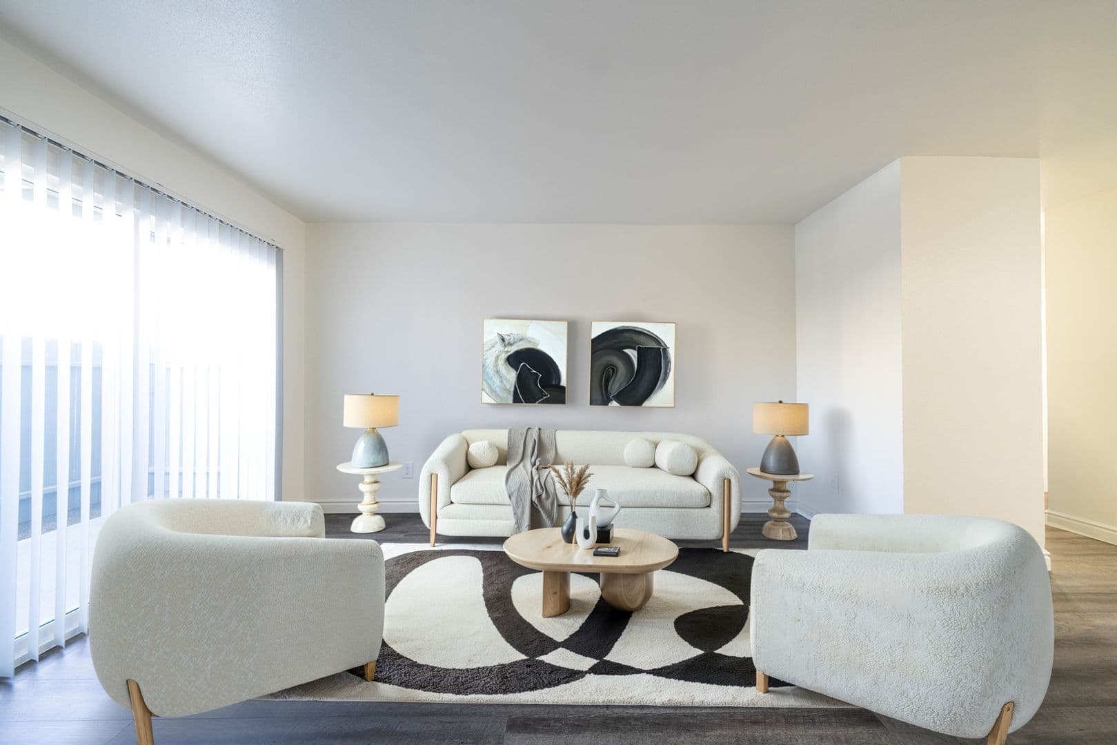 San Marcos Apartment: 343 Autumn Drive