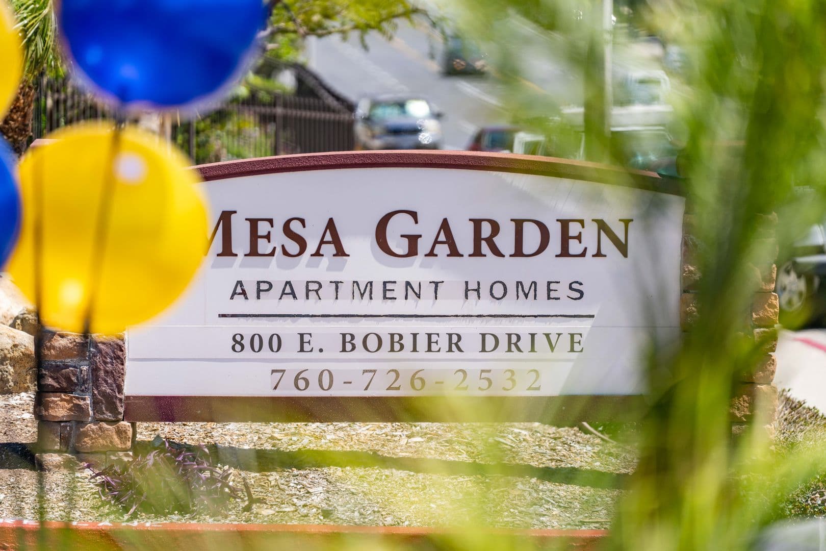 Vista Apartment: 800 East Bobier Drive