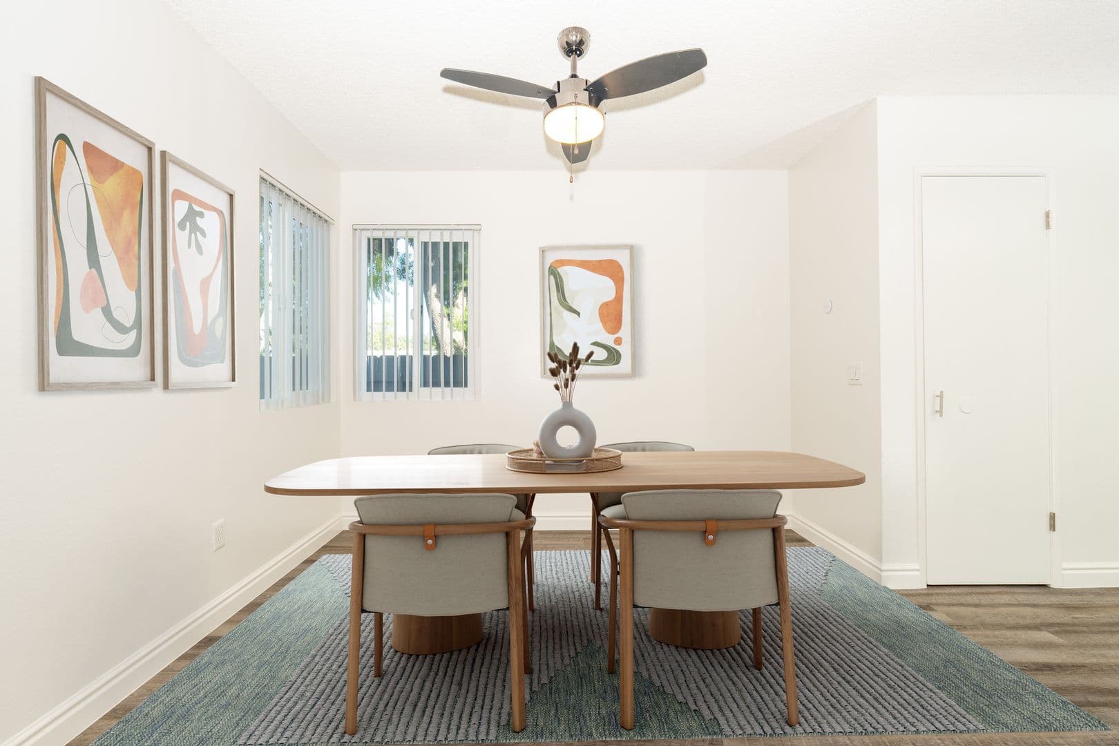 Vista Apartment: 1110 Meadowlake Drive