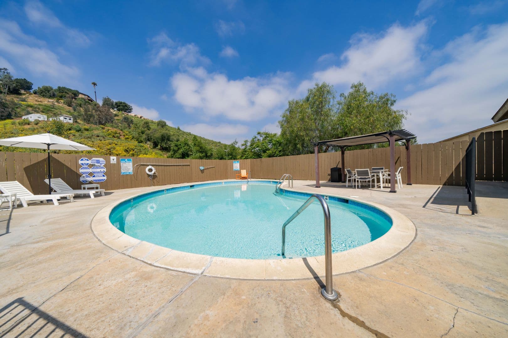 Lakeside Apartment: 9662 Marilla Drive