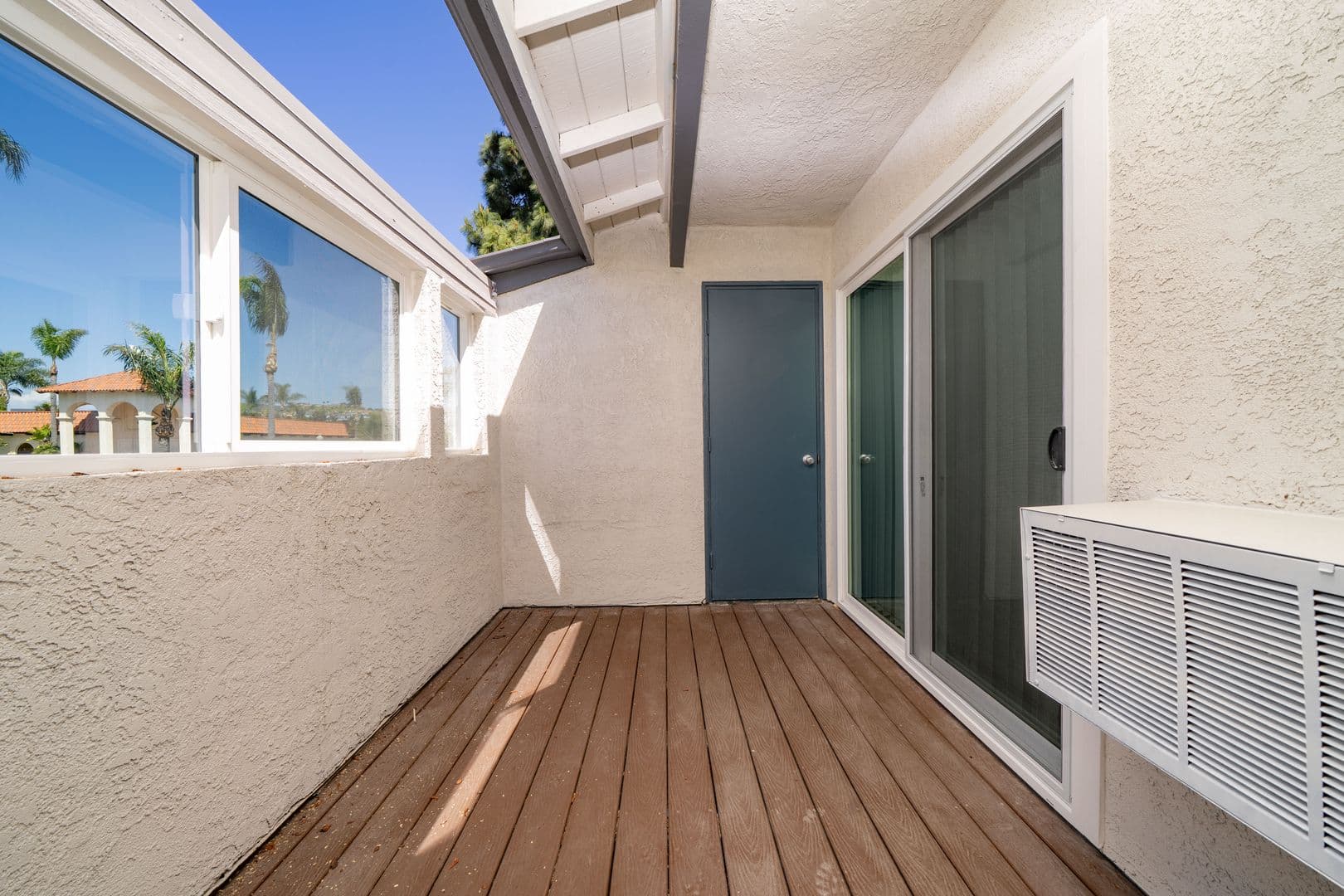 San Marcos Apartment: 320 Smilax road