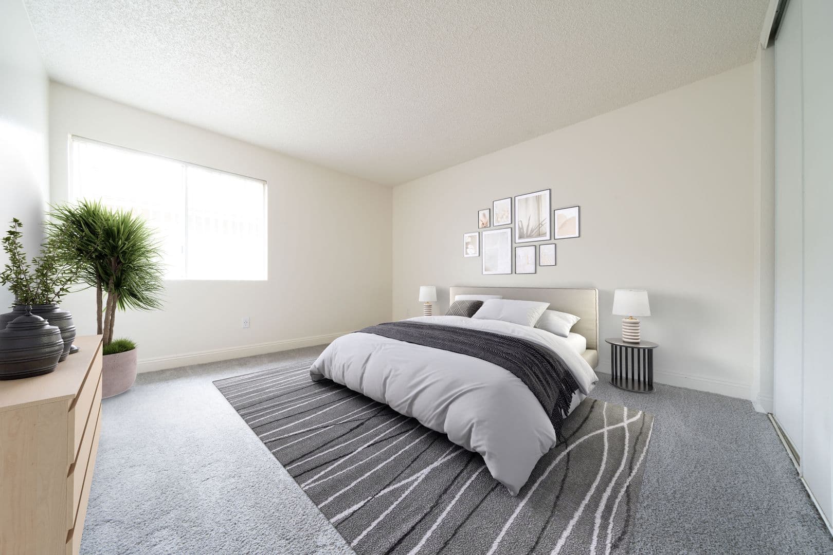Lakeside Apartment: 9662 Marilla Drive