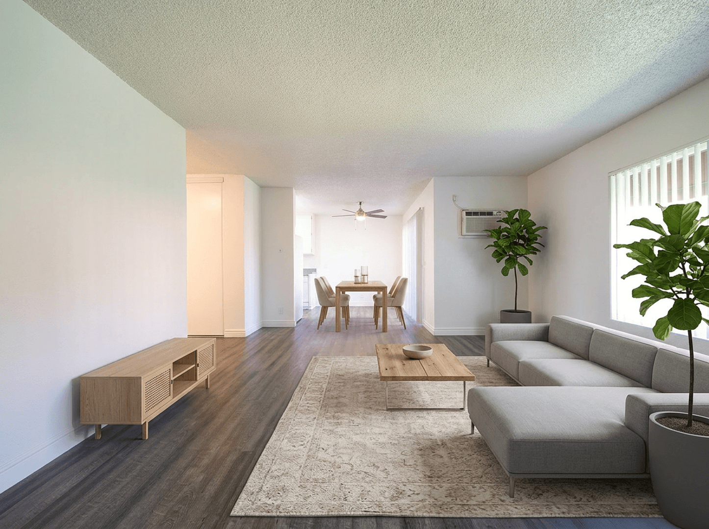Vista Apartment: 1440 Oak Drive