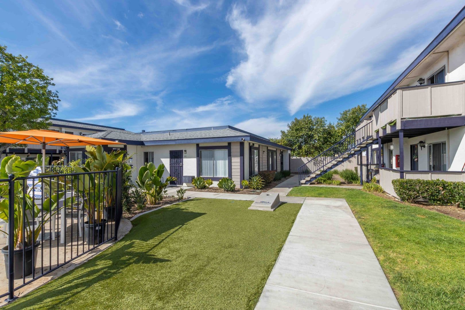 El Cajon Apartment: 478 Van Houten