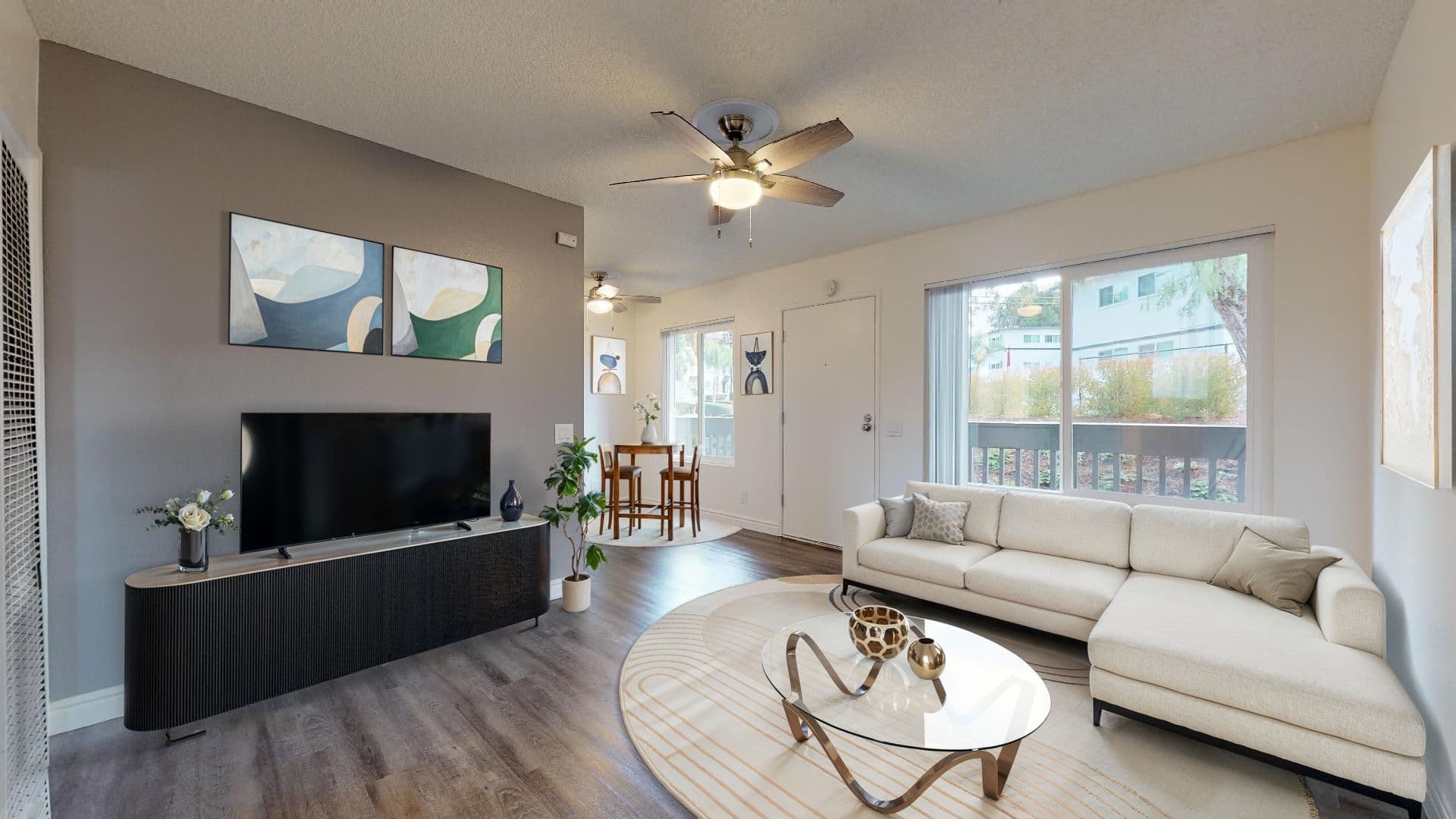 San Diego Apartment: 3960 58th Street