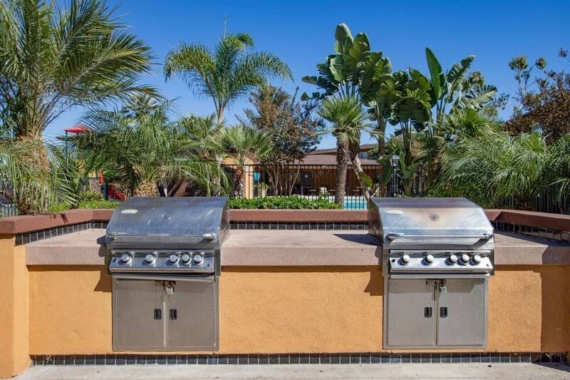 Oceanside Apartment: 180 Canyon Drive
