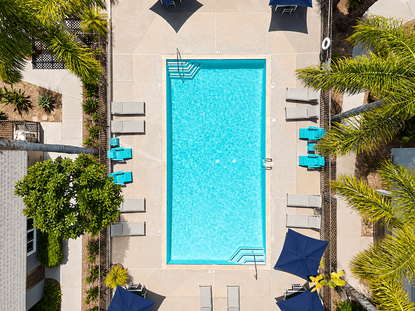San Ysidro Apartment: 601 BlackShaw Lane