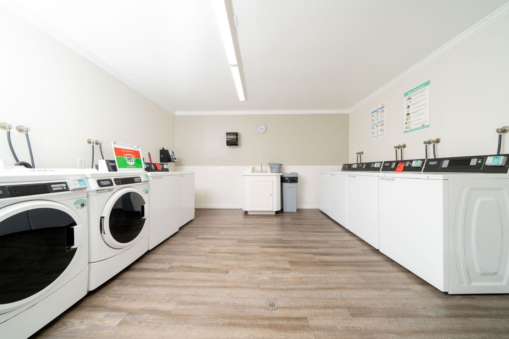 San Diego Apartment: 1555 Satellite Blvd