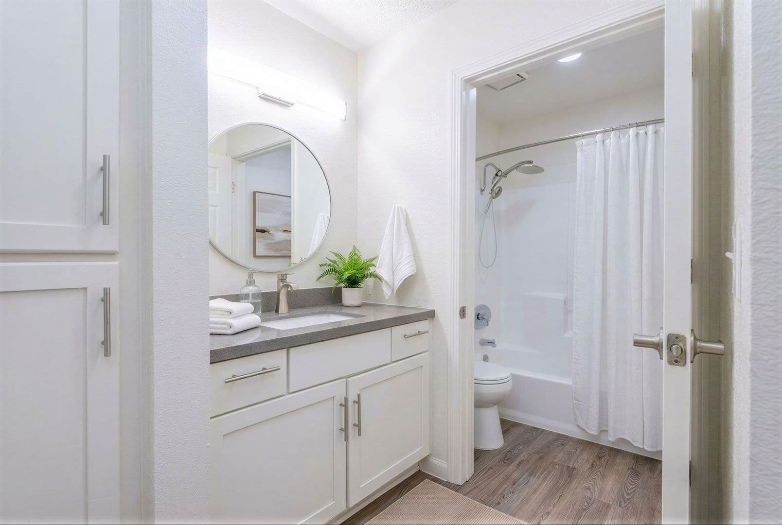 San Diego Apartment: 4965 Logan Ave