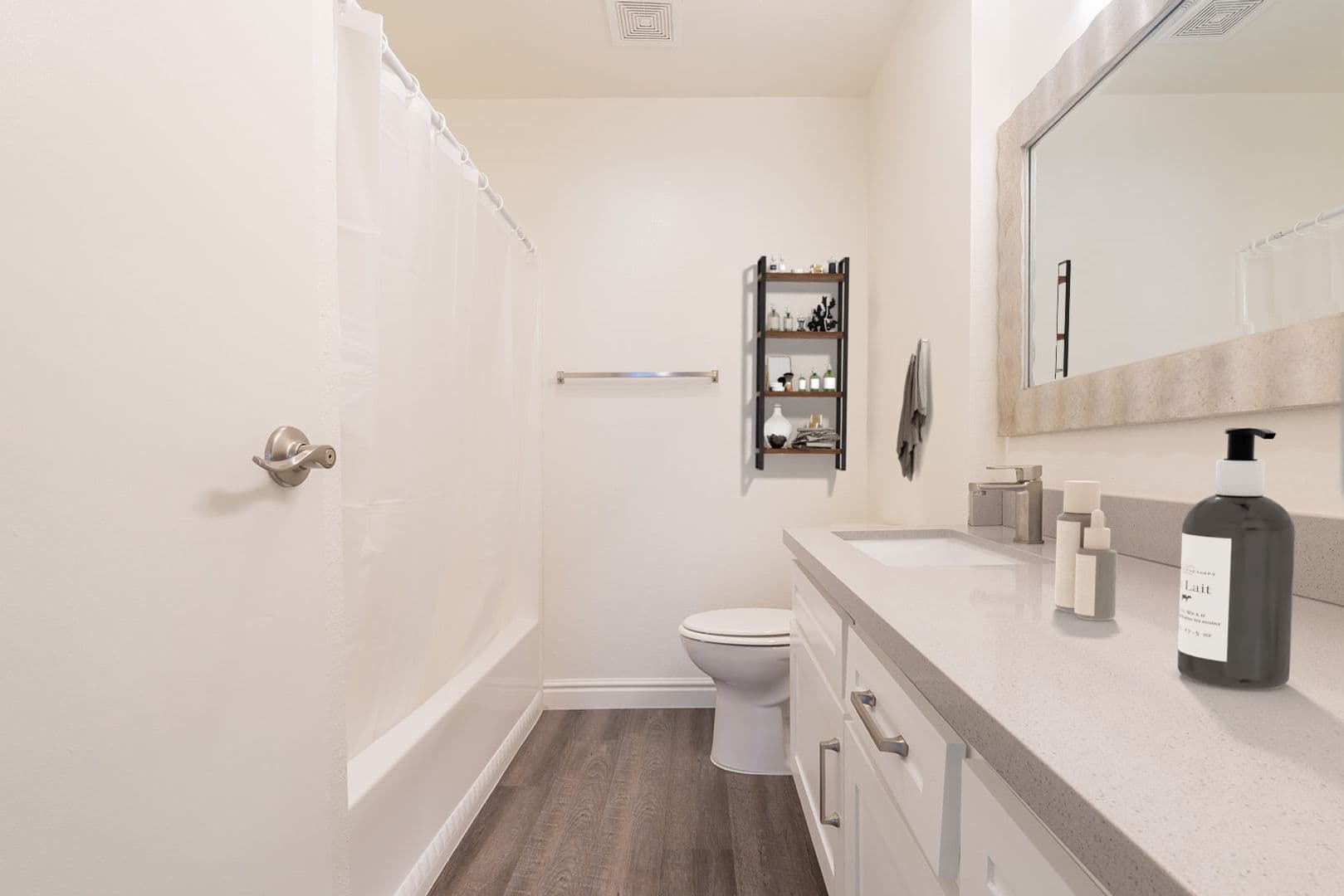 Vista Apartment: 1215-1245 Palomar Place