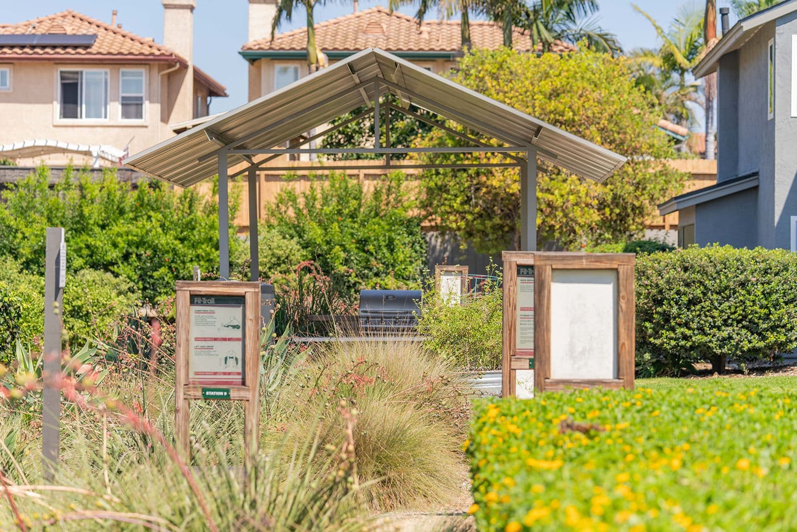 San Ysidro Apartment: 601 BlackShaw Lane