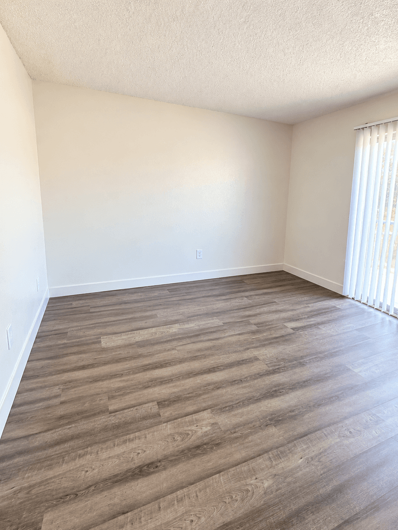 El Cajon Apartment: 633 S Johnson Ave
