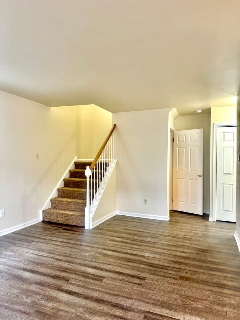 Norwood Apartment: 544-550 Chester Pike