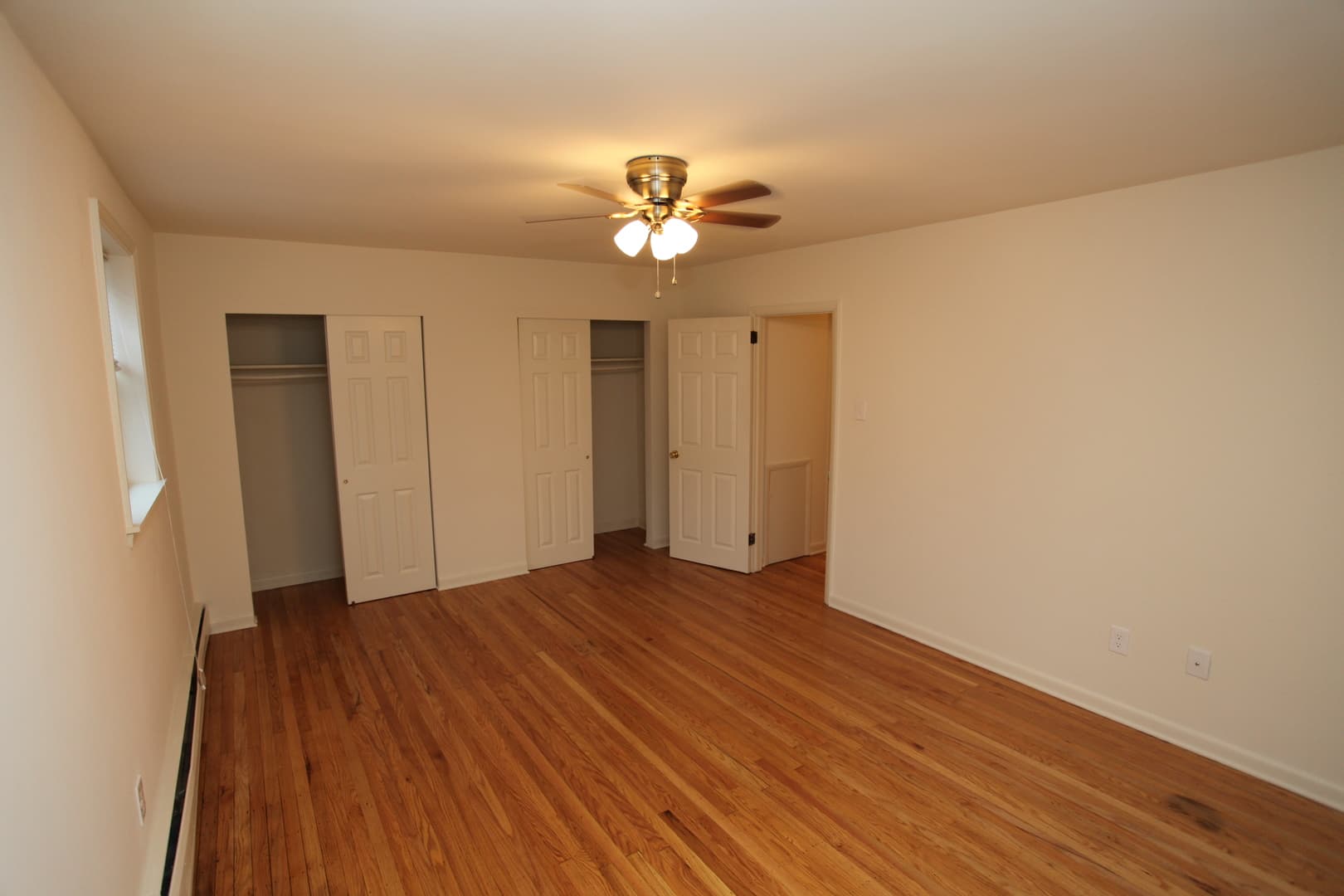 Ridley Park Apartment: 21-23 Morton Avenue