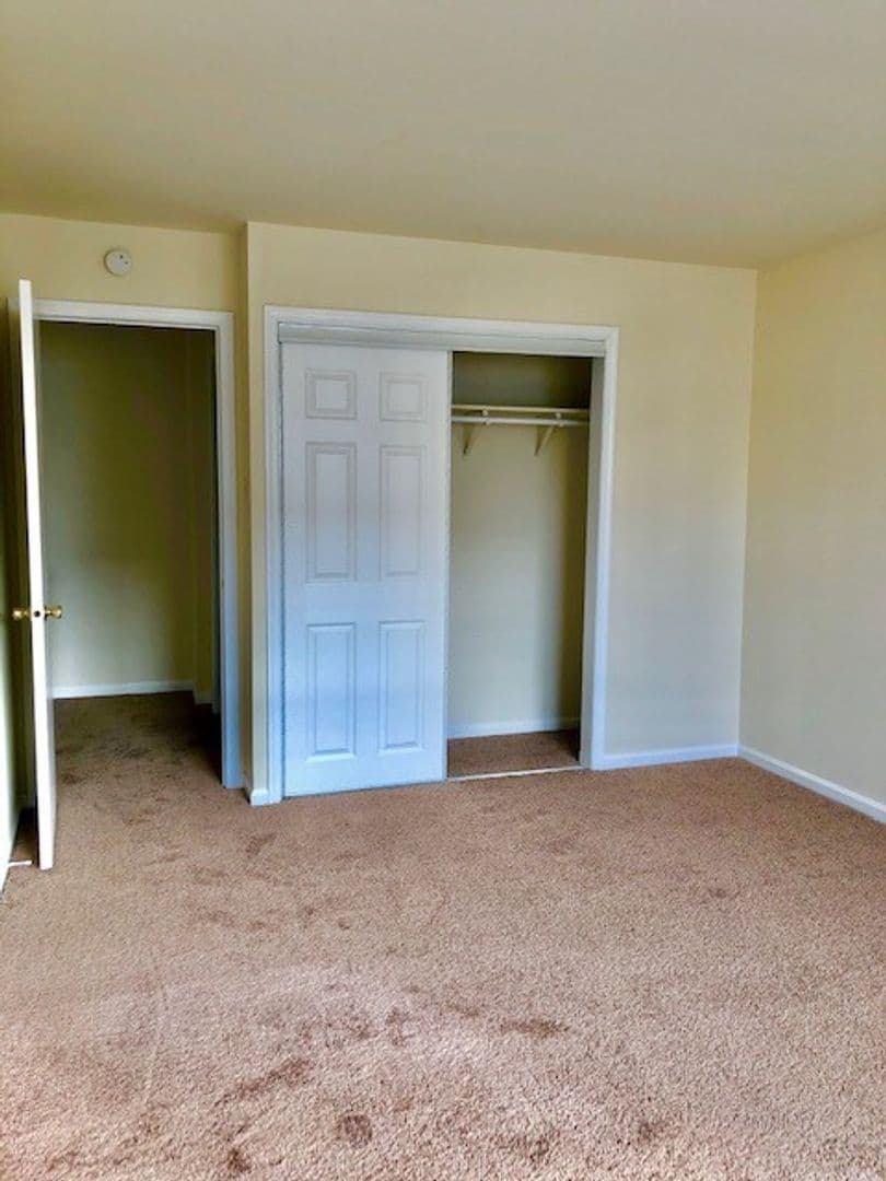 Norwood Apartment: 544-550 Chester Pike
