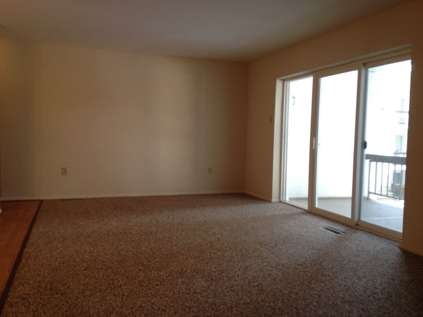 York Apartment: 102-199 Silver Spur Drive