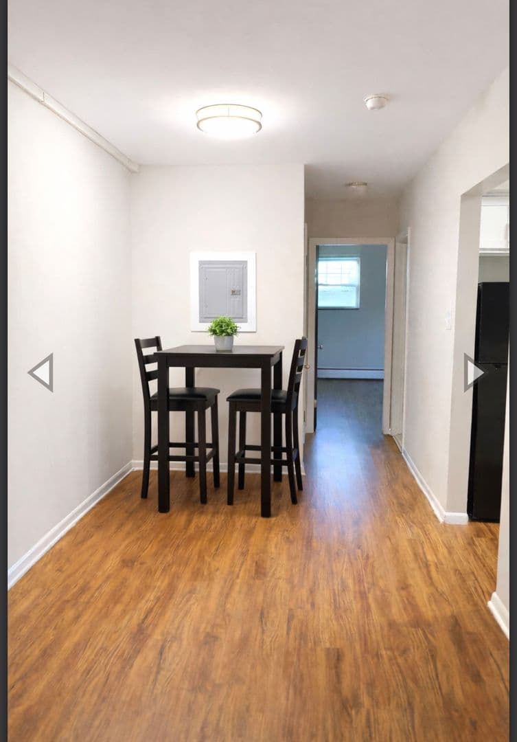 Norwood Apartment: 661 Mohawk Avenue