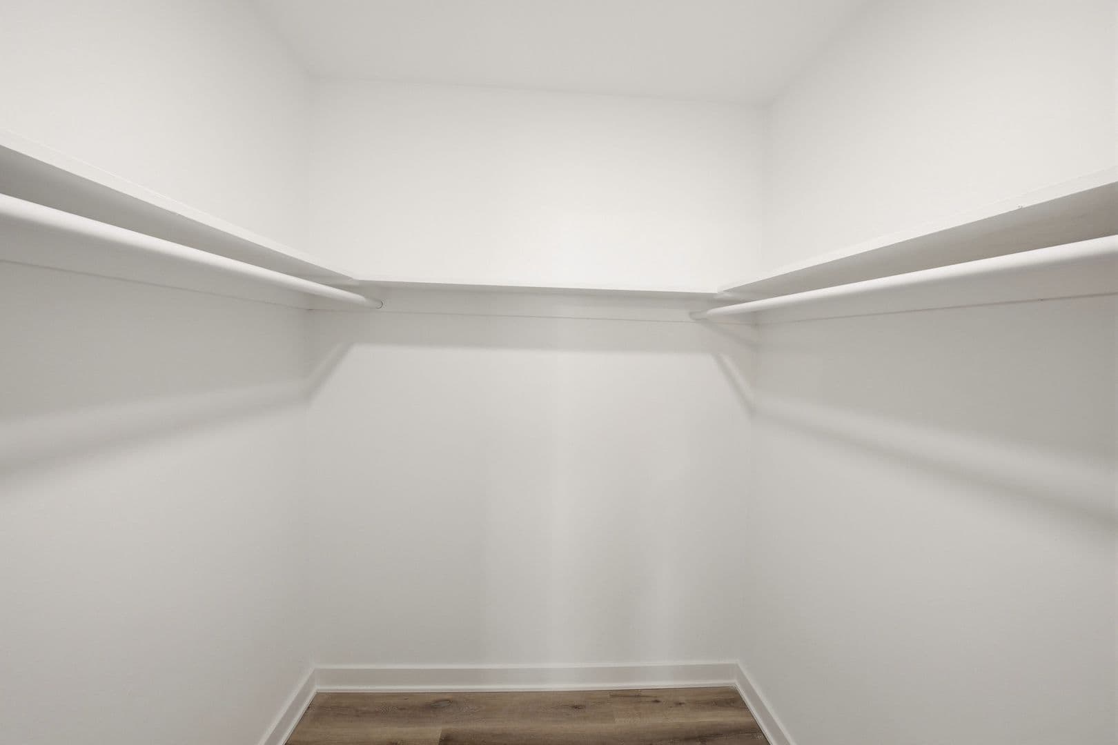 Lebanon Apartment: 1201 West Crestview Drive