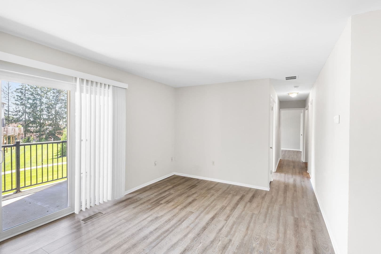 York Apartment: 102-199 Silver Spur Drive