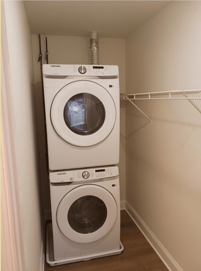 York Apartment: 102-199 Silver Spur Drive