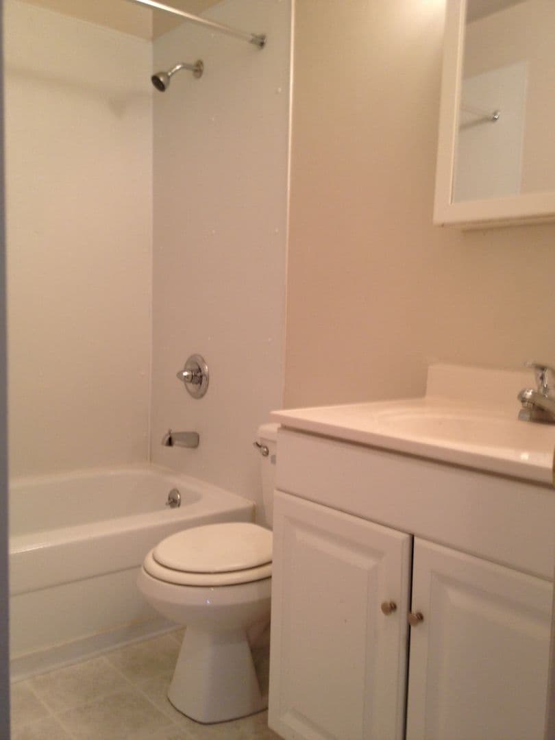 York Apartment: 102-199 Silver Spur Drive