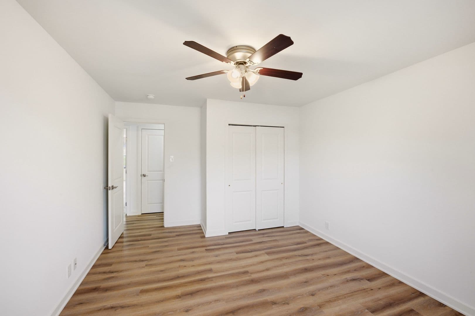 Lebanon Apartment: 1201 West Crestview Drive