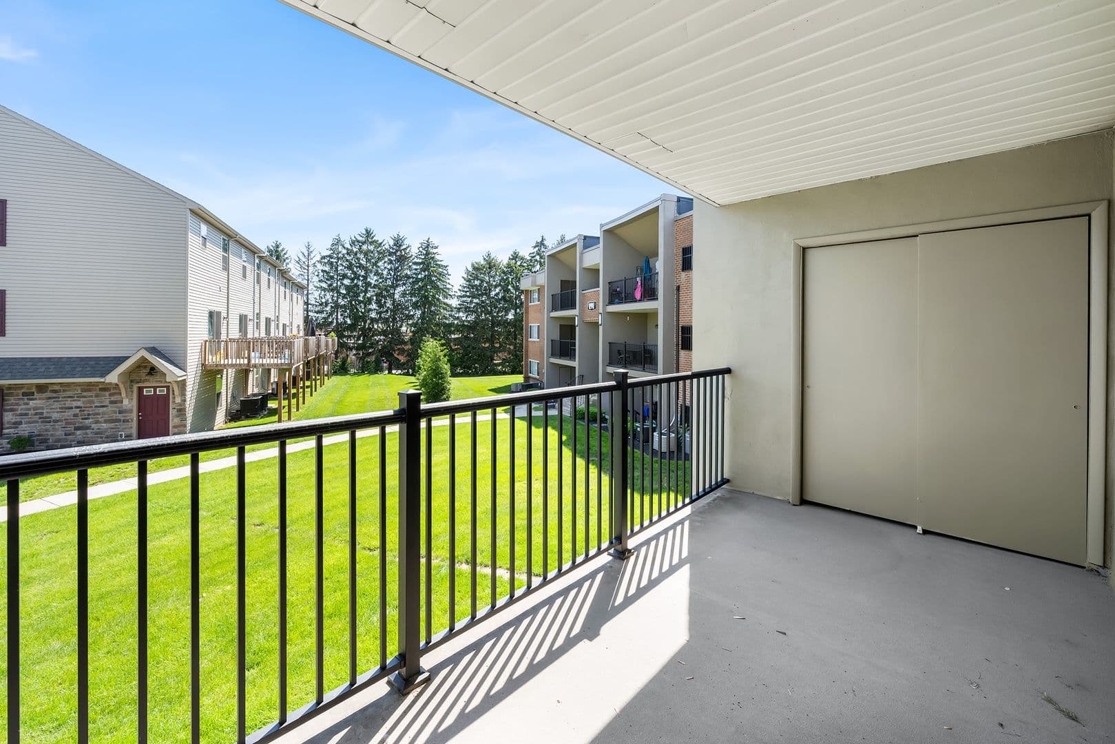 York Apartment: 102-199 Silver Spur Drive